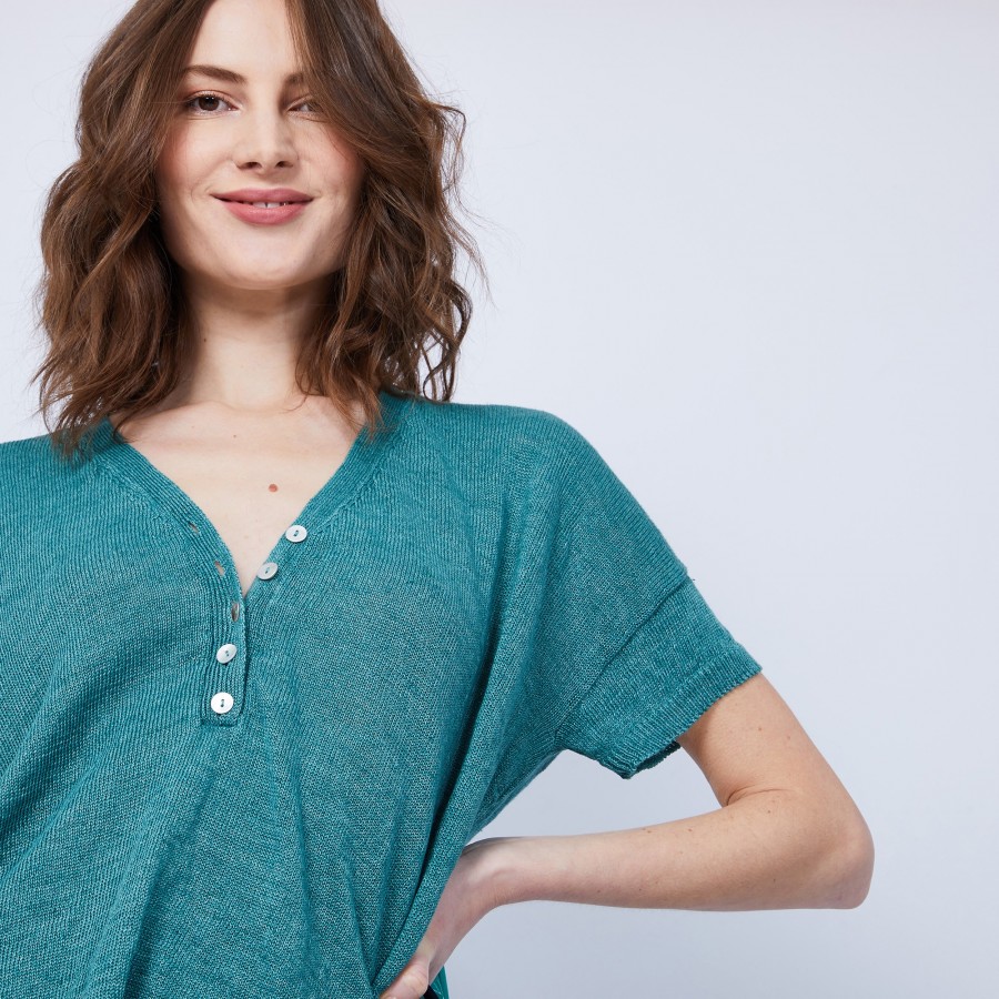 V-neck button-up linen T-shirt - MAATI