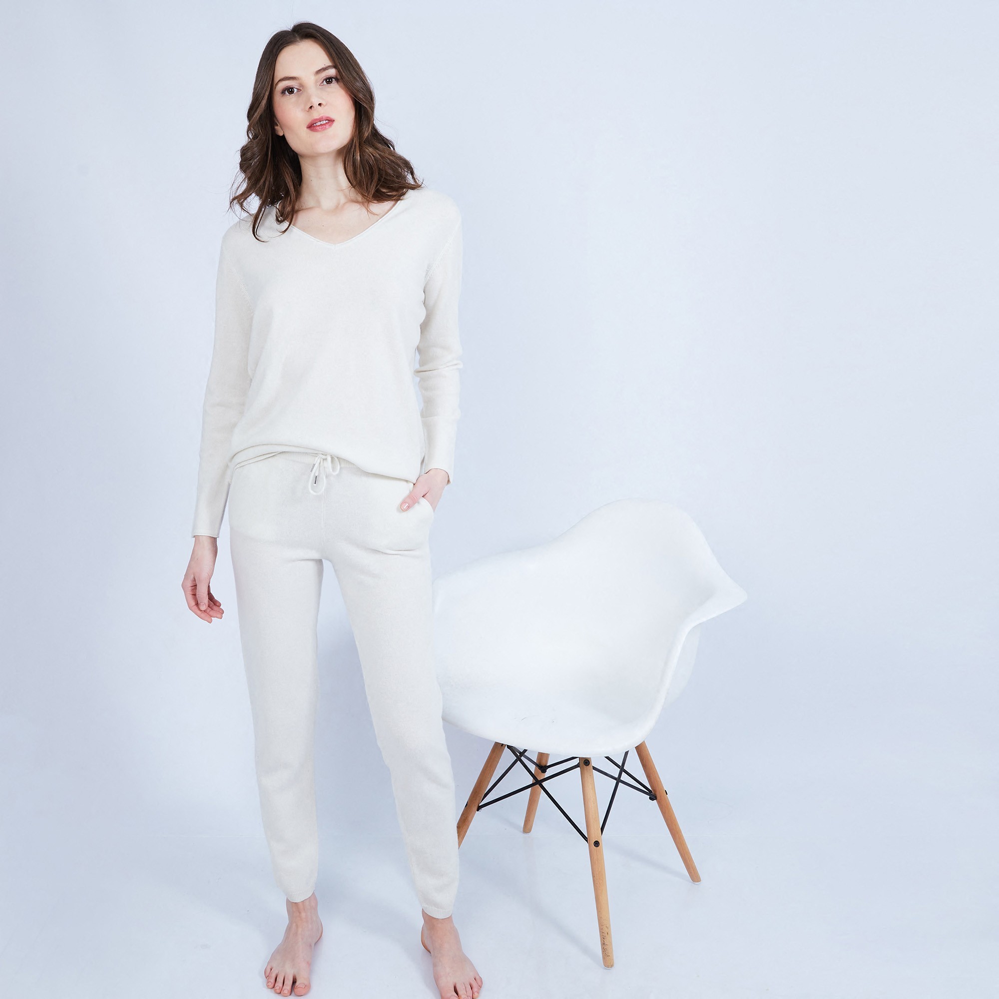 V-neck cashmere jumper – Happy