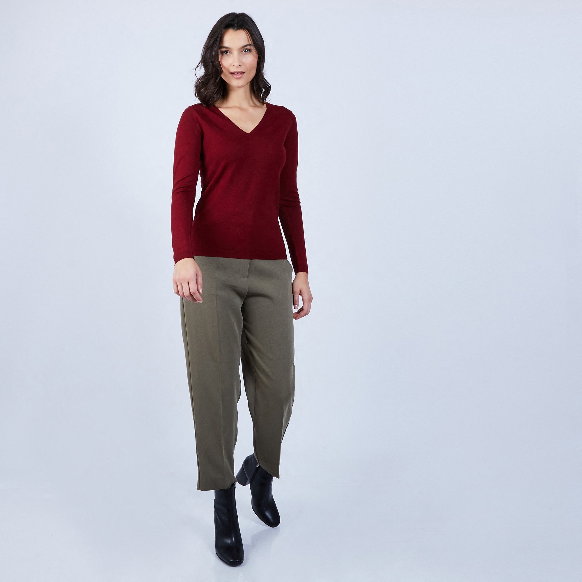 Pull col V en laine mérinos - Bahia 6681 rouge - 51 Bordeaux