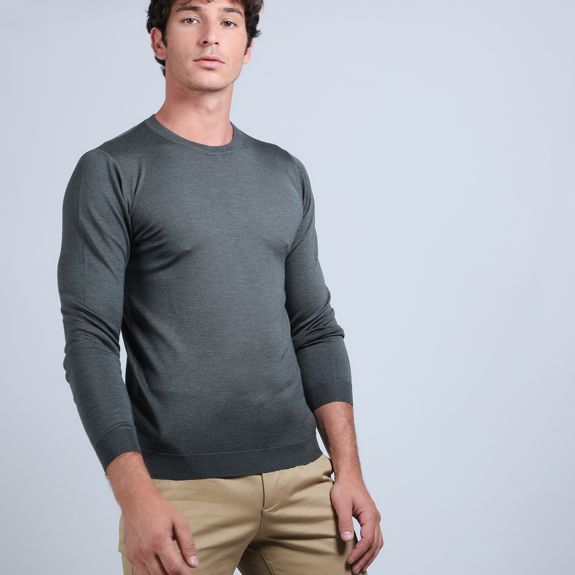 Pull col rond en laine et soie - Barsam 6611 gris anthracite - 10 Gris foncé