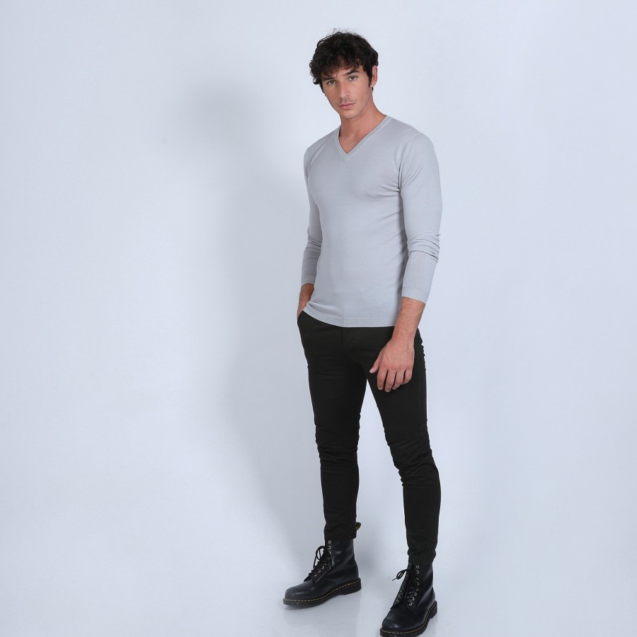V-neck jumper in merino wool - Elmo