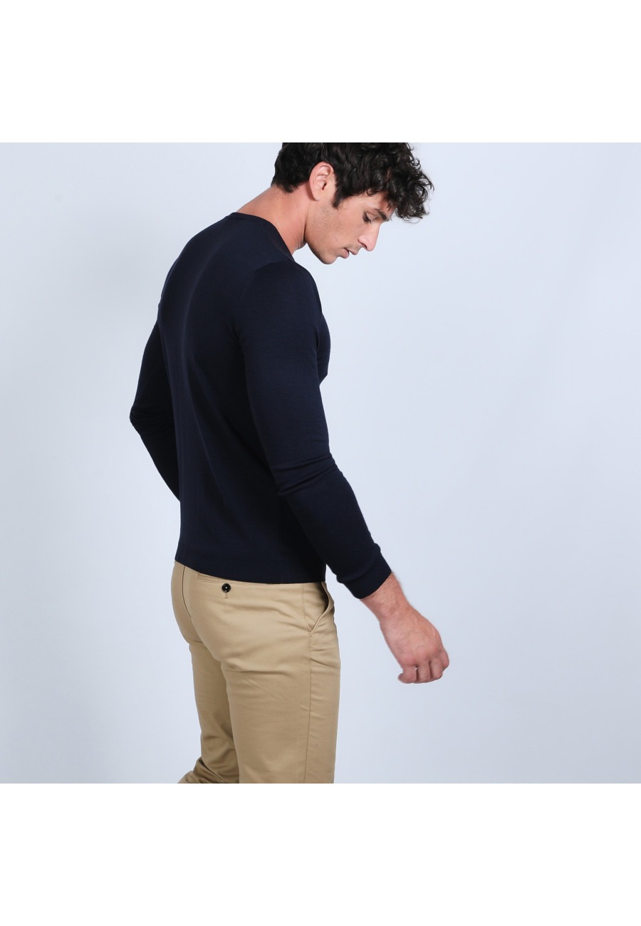 V-neck jumper in merino wool - Eddie