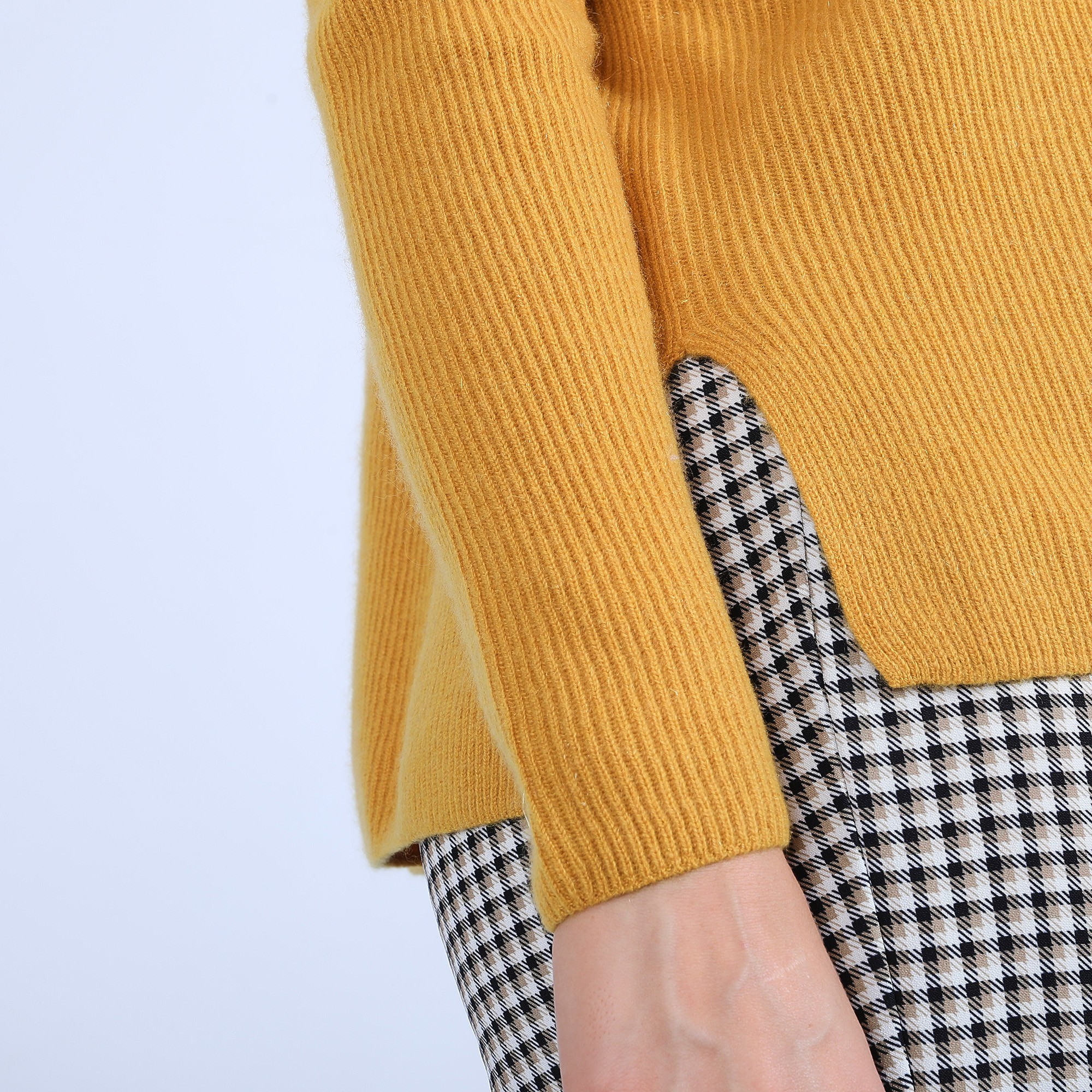 Pull col rond boutons arrière - Becky