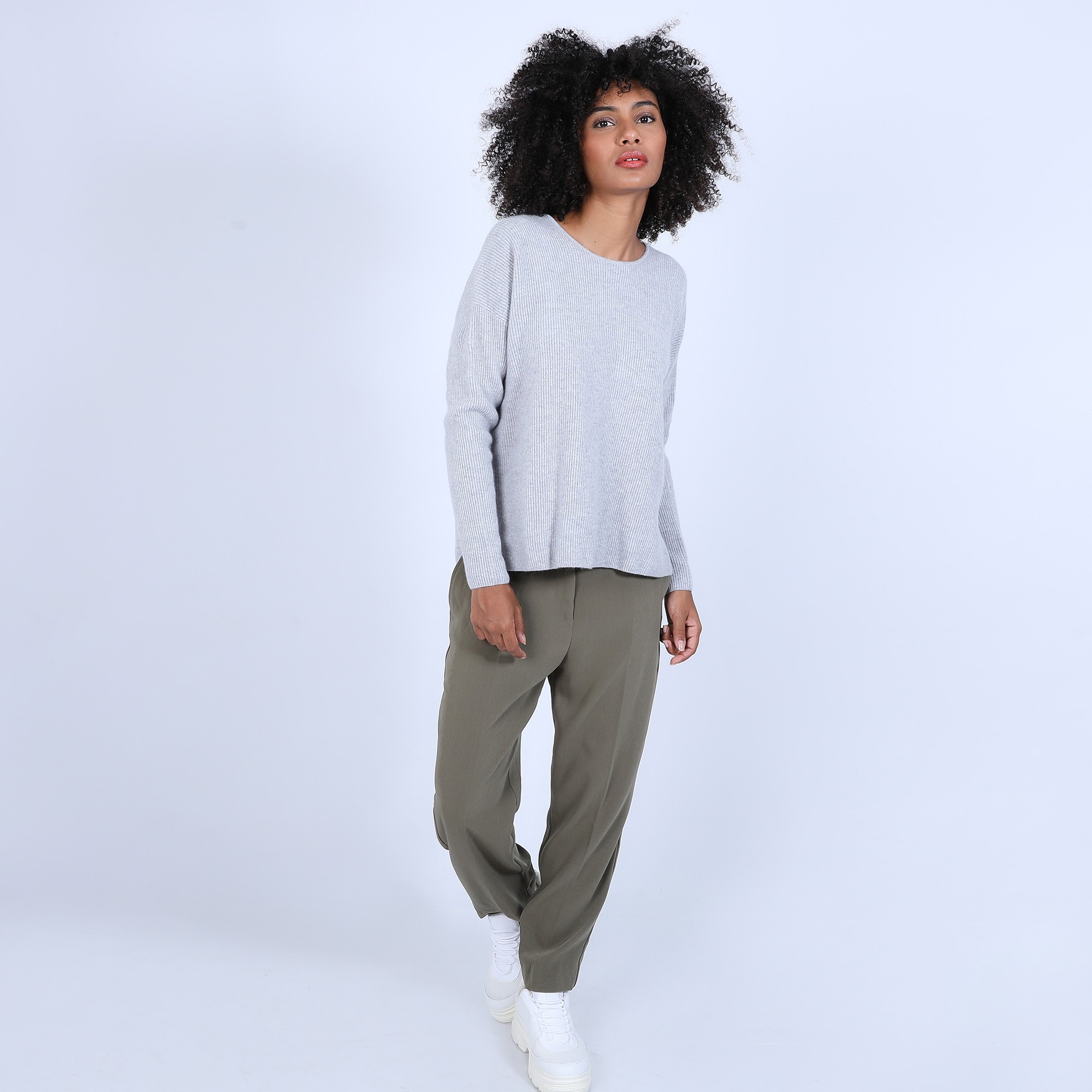 Pull col rond boutons arrière - Becky 6612 gris clair - 11 Gris clair