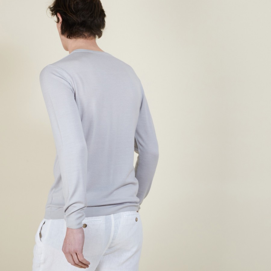 Suéter de lã merino com decote em V - Elmo