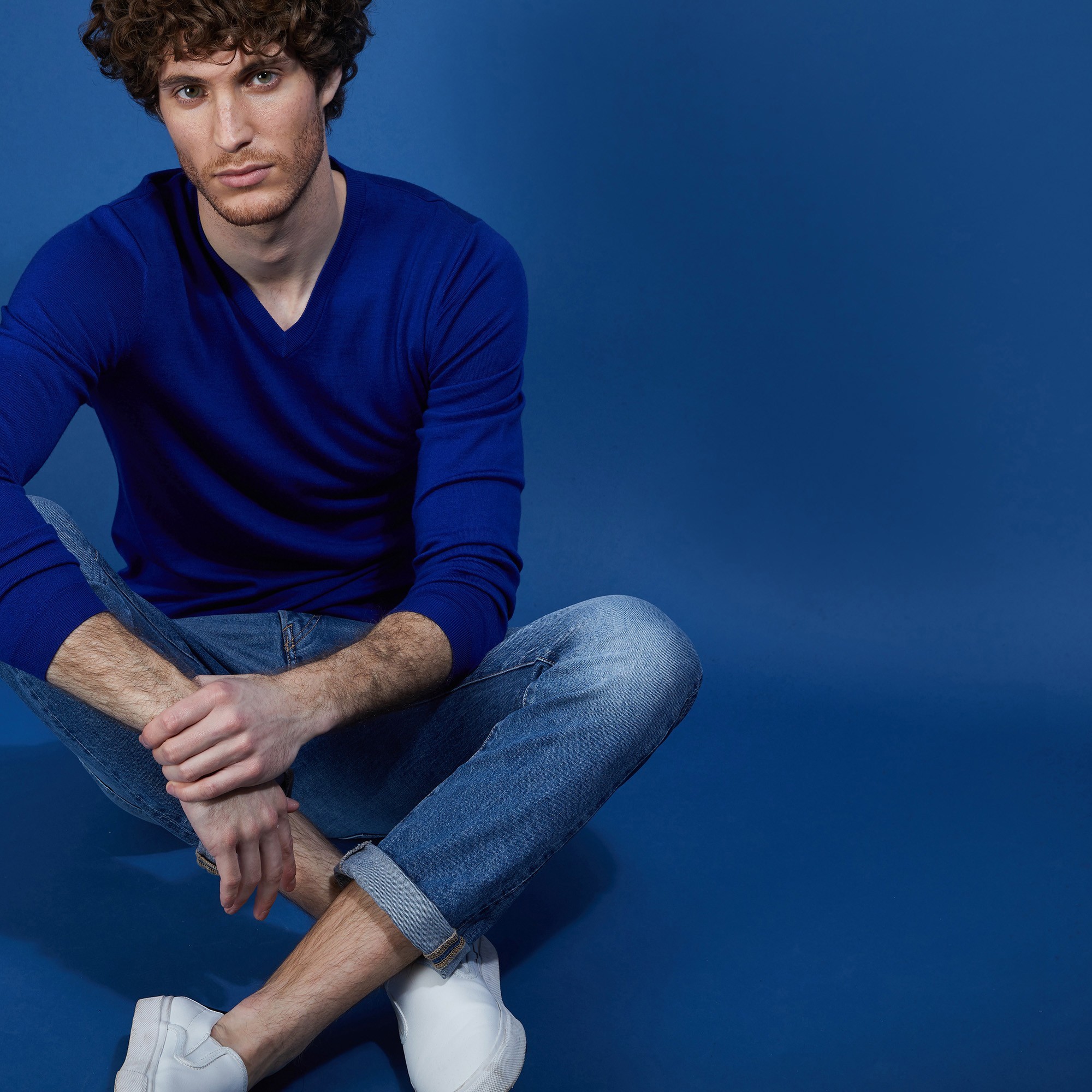 Pull col V en 100% laine mérinos - Badyss 6841 altitude - 48 Bleu roi