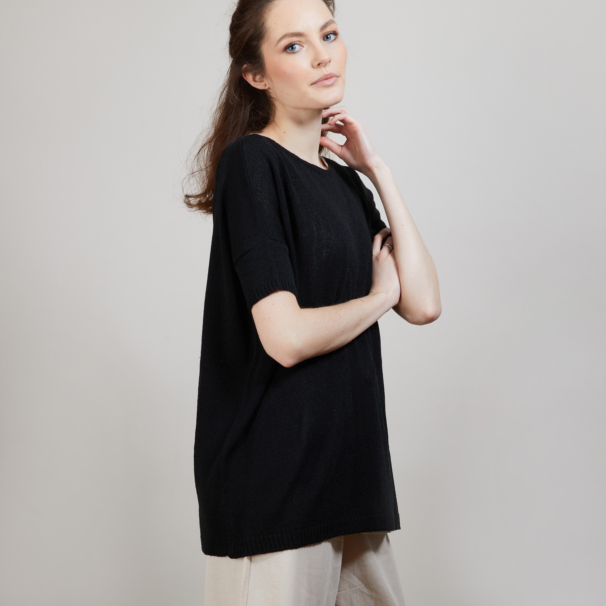 T-shirt col rond en viscose crepe - Bibiche 6810 noir - 01 Noir