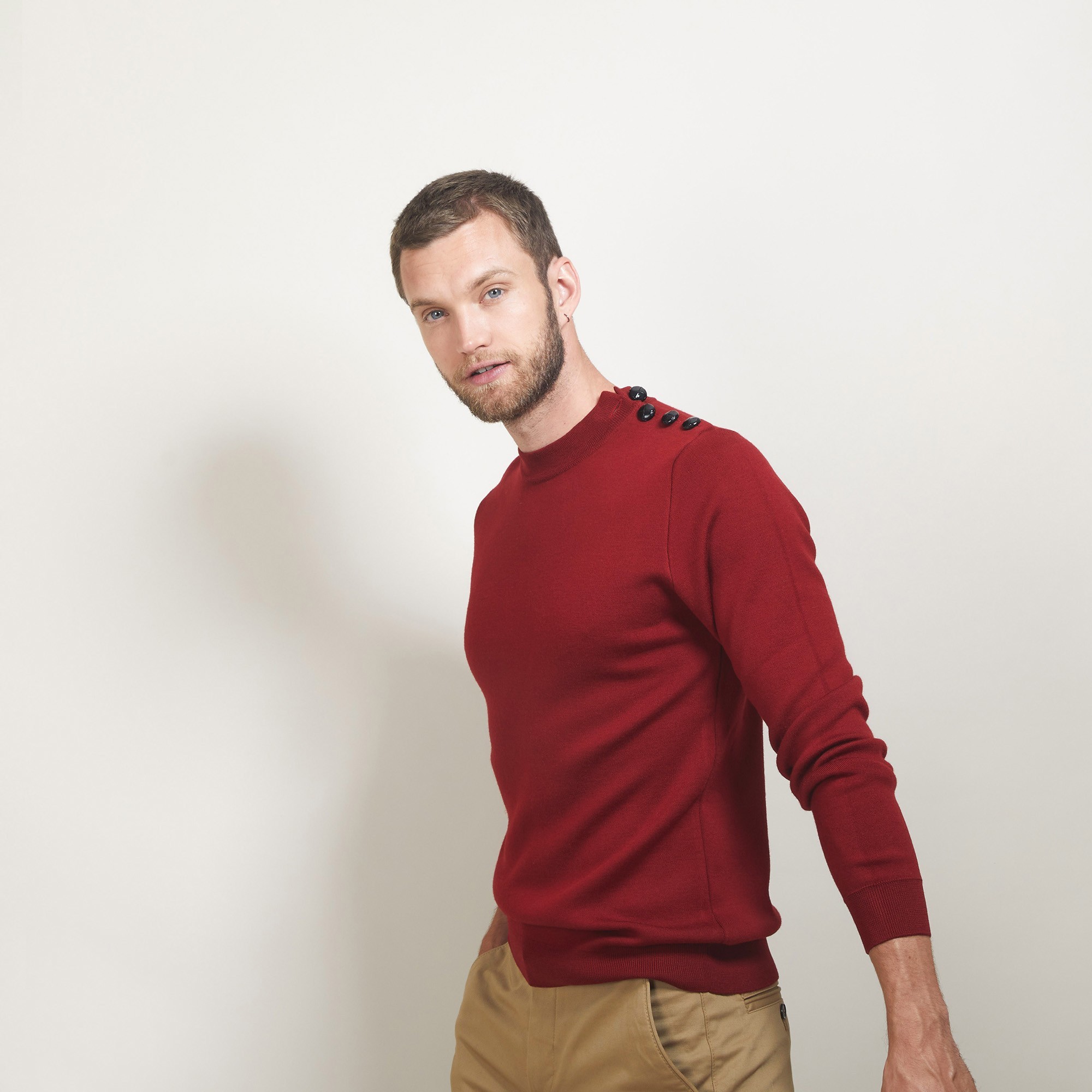 Pull en laine avec boutons - Legende