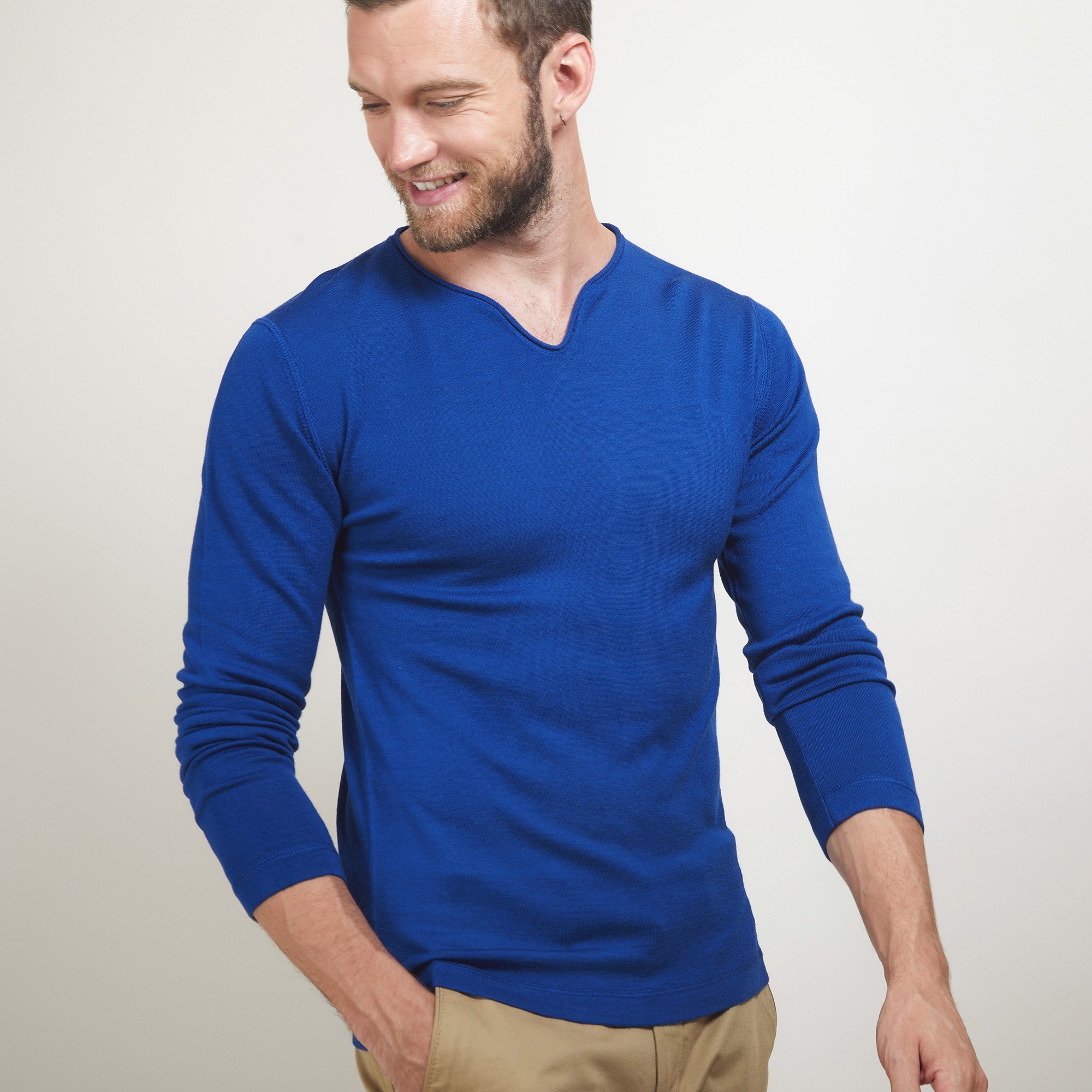 7042 48 Bleu roi- Bono