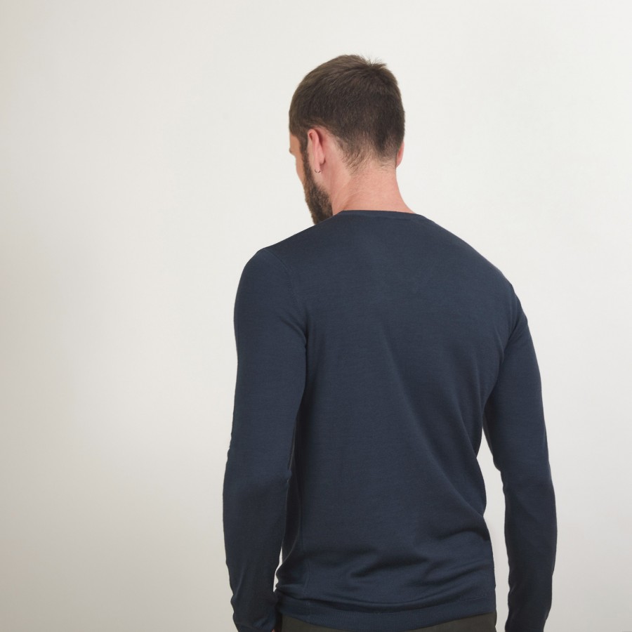 V-neck jumper in merino wool - Elmo