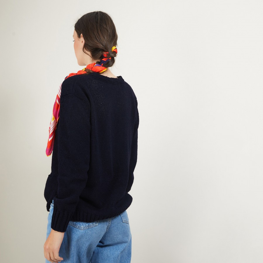 Cardigan de lã e seda com decote em V - Resenha