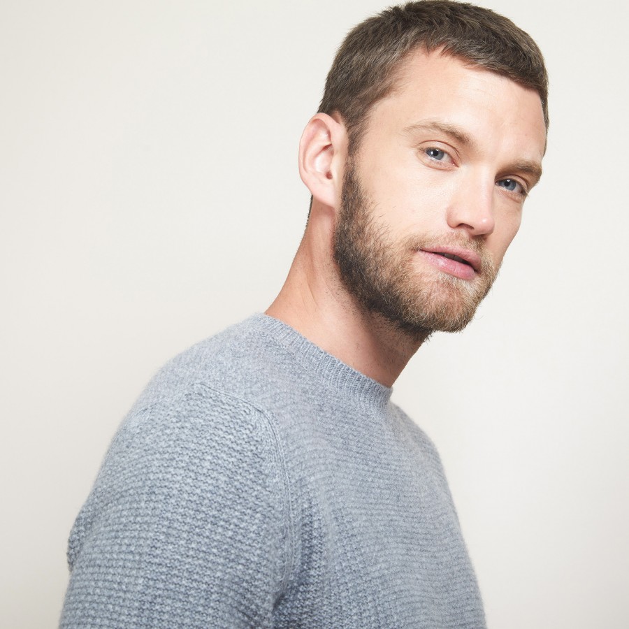 Suéter de cashmere com gola redonda e 4 fios - Liverpool