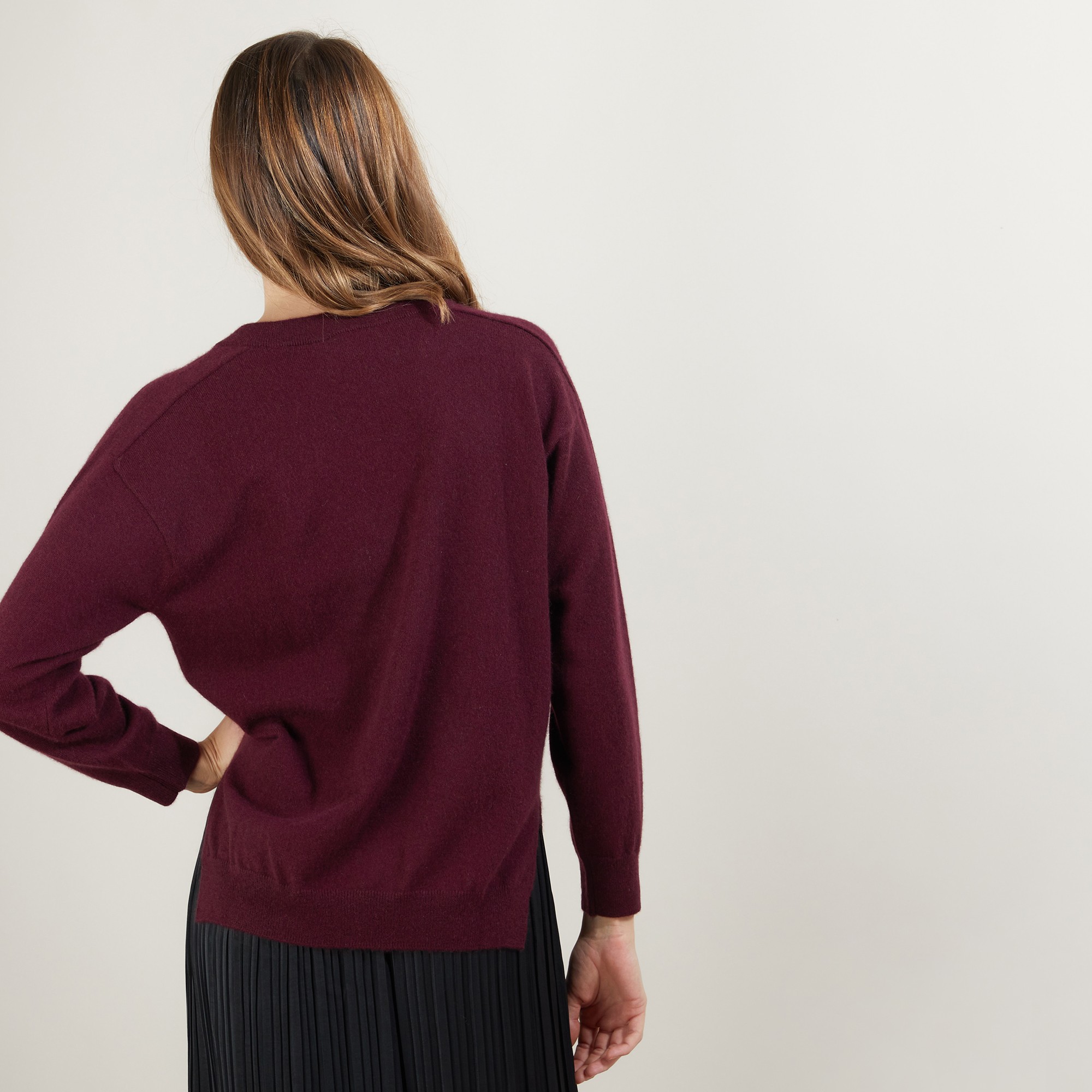 Pull col V à fentes en cachemire - Barnabe 7085 damas - 18 Violet foncé