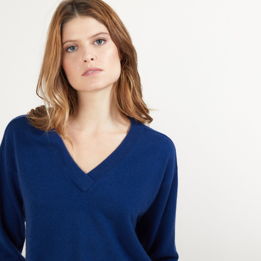 Suéter de cashmere com decote em V e fendas - Barnabe