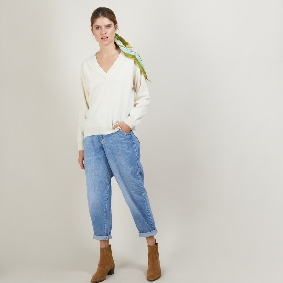 Cashmere V-neck sweater with slits - Barnabe