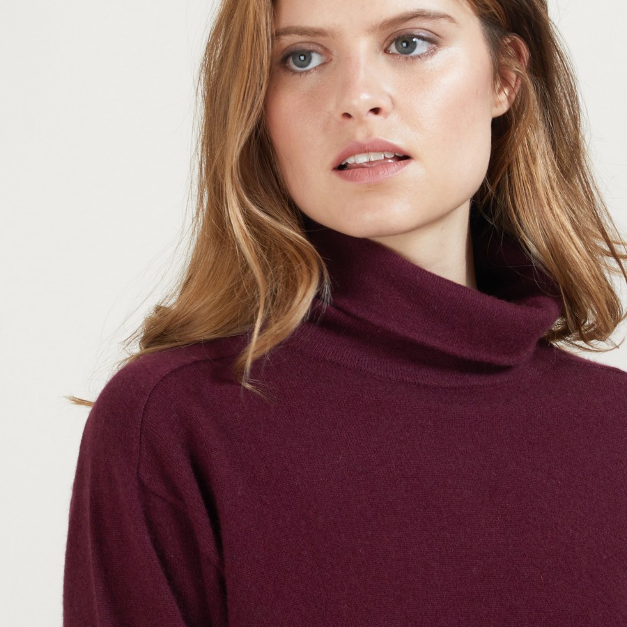 Cashmere turtleneck sweater with hammer armholes - Beverlie