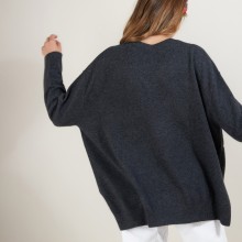 V-neck cashmere sweater with slits - Brendao