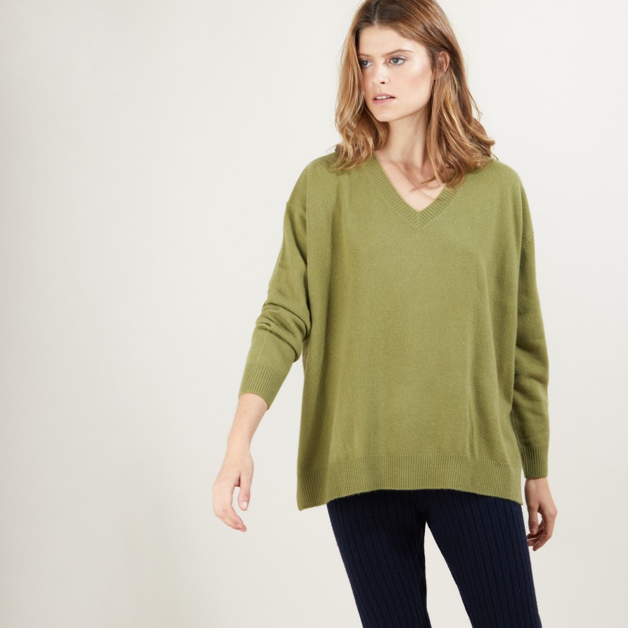 V-neck cashmere sweater with slits - Brendao