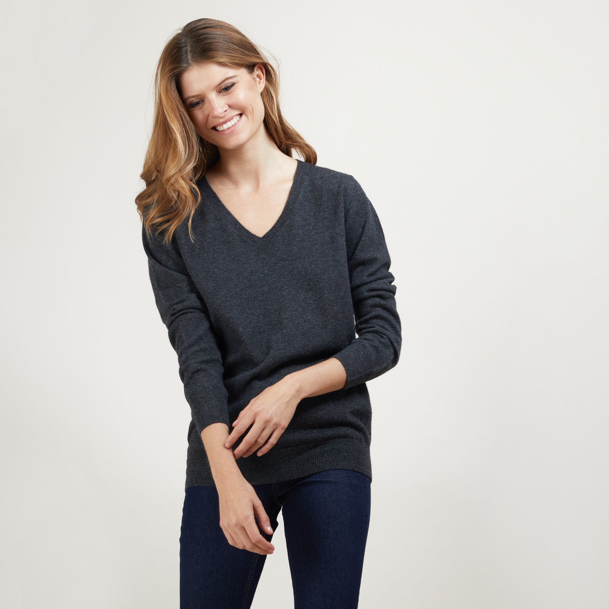 V-neck cashmere sweater BERTILLE