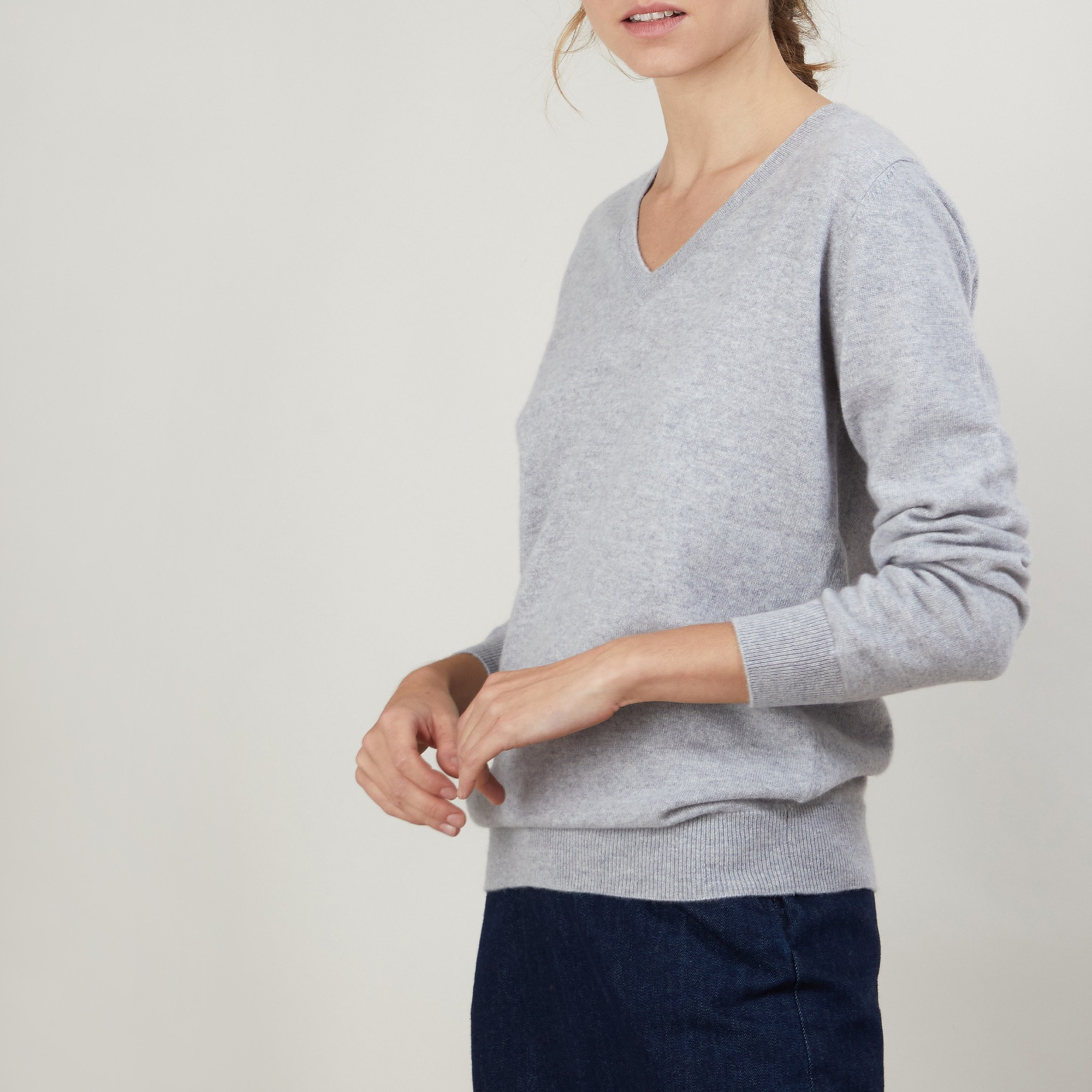 V-neck cashmere sweater BERTILLE