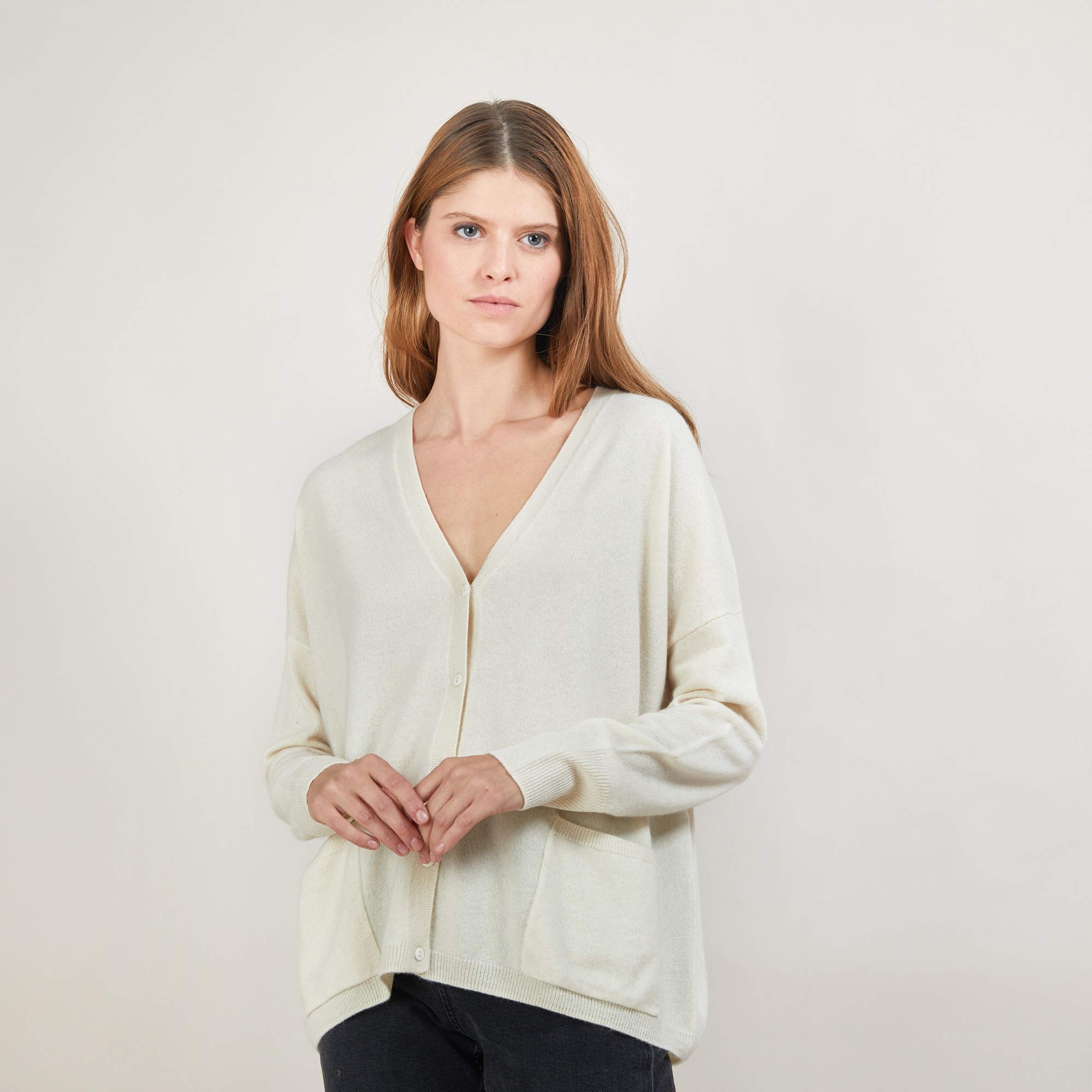 Cardigan en cachemire - Brune 7002 arome - 82 Ecru