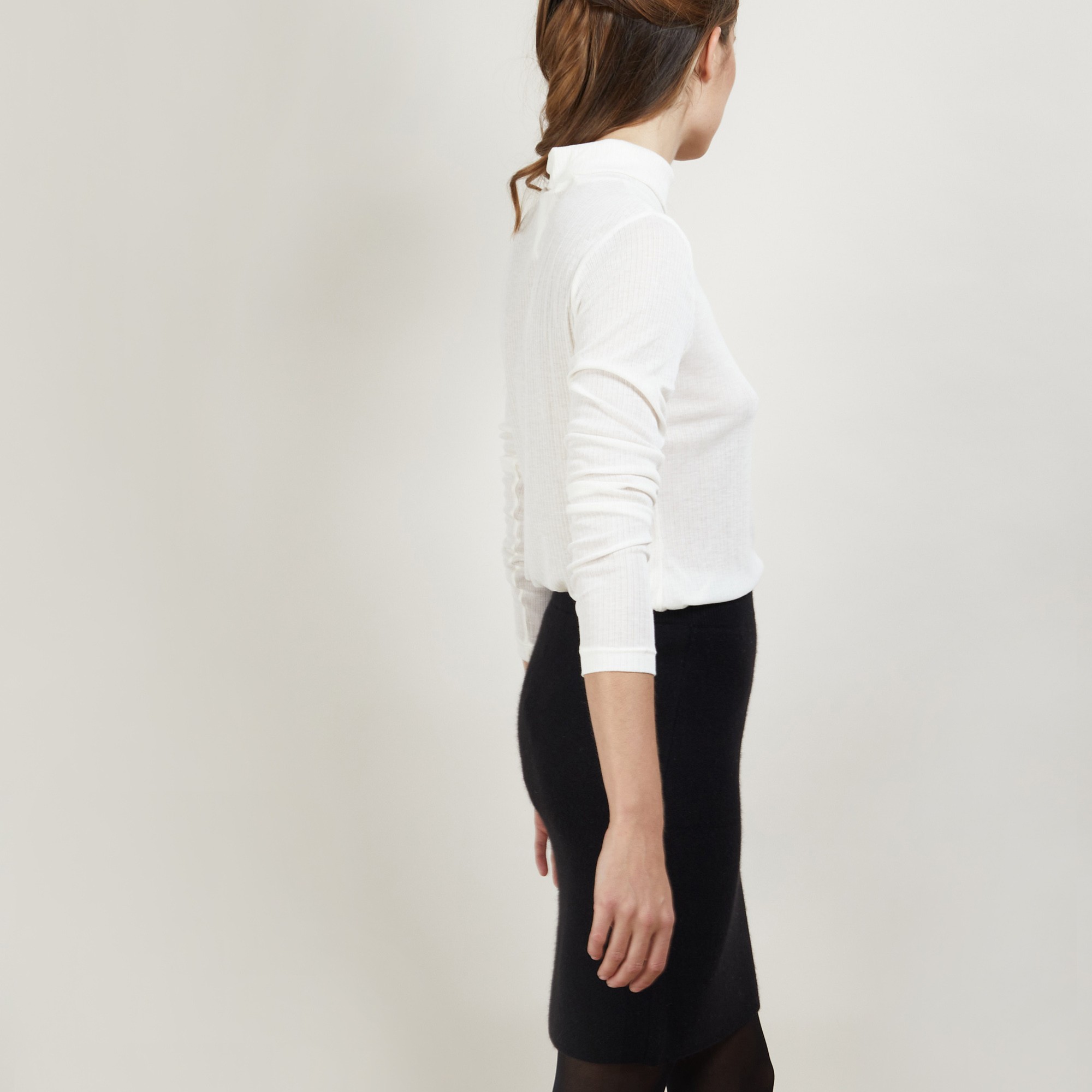 Short cashmere skirt - France