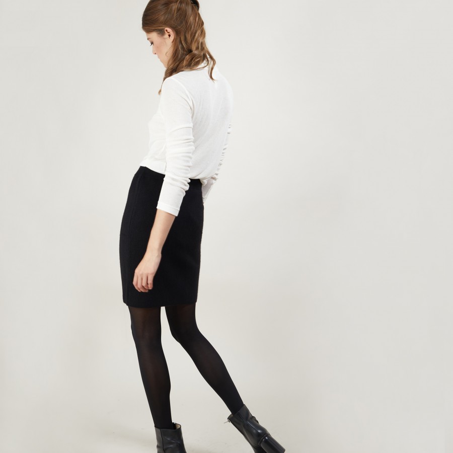 Saia curta de cashmere - France