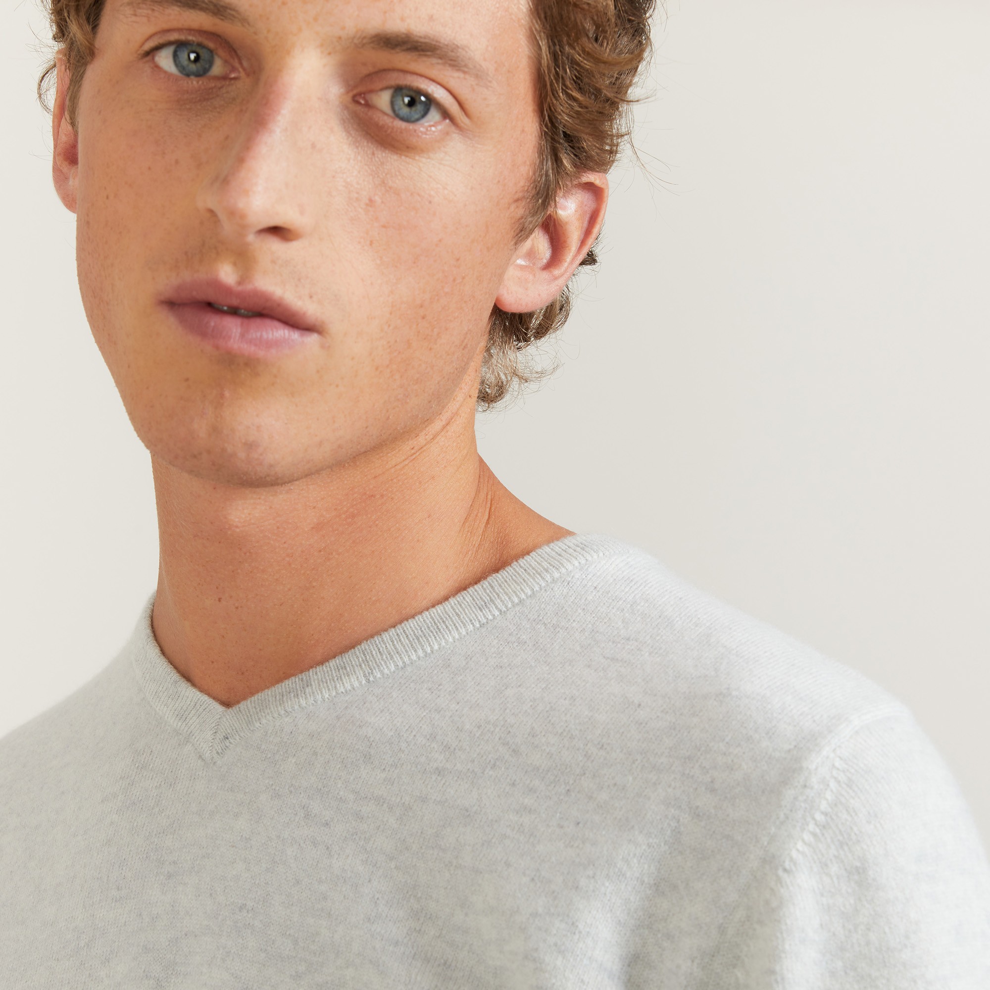 V-neck cashmere sweater - Benjamin