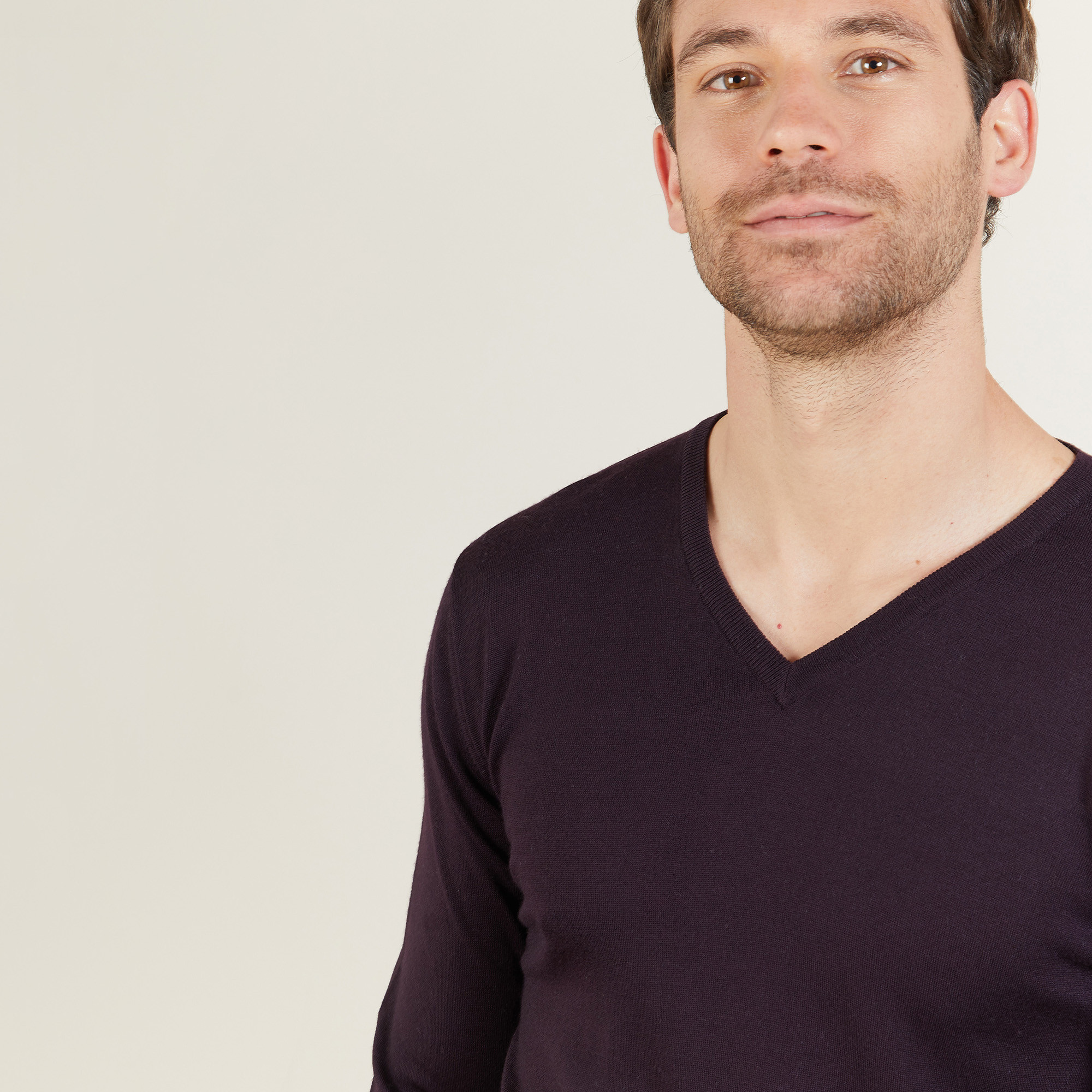 Merino Wool V-neck sweater Enricke