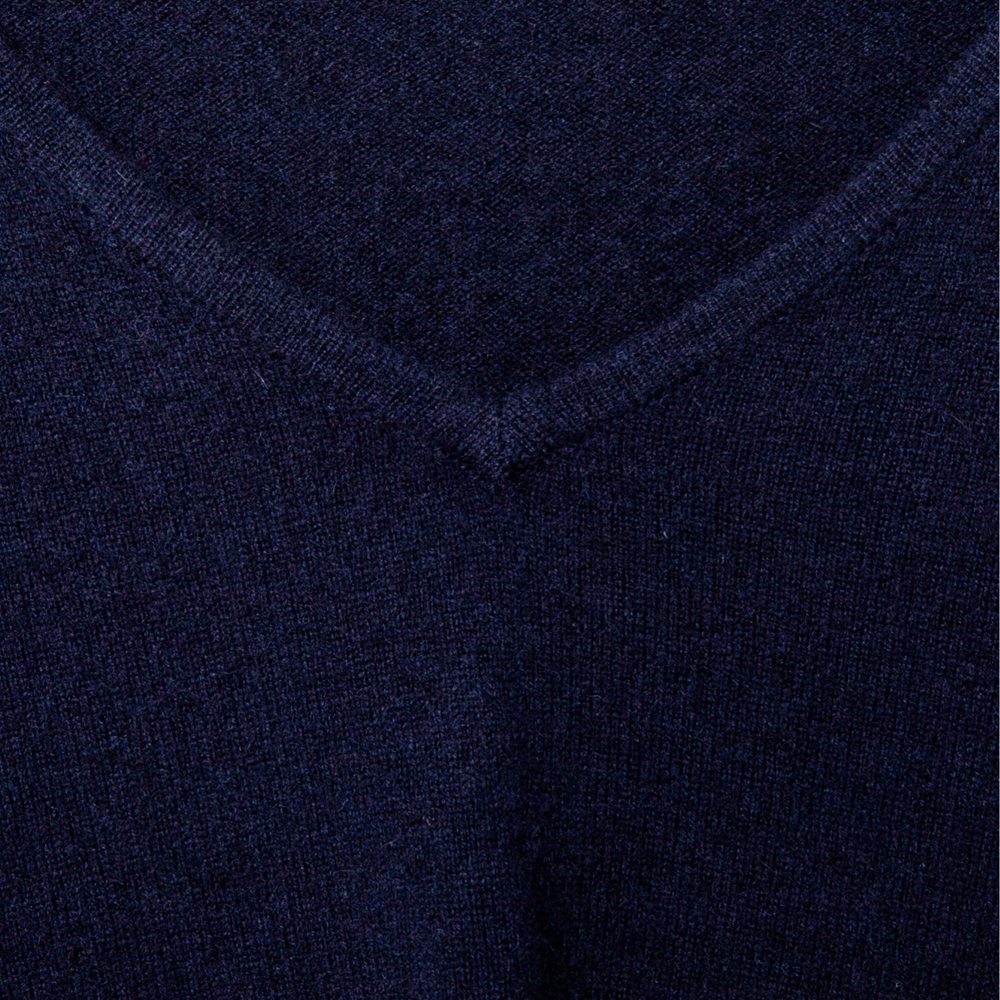 V collar cashmere jumper - Eniva