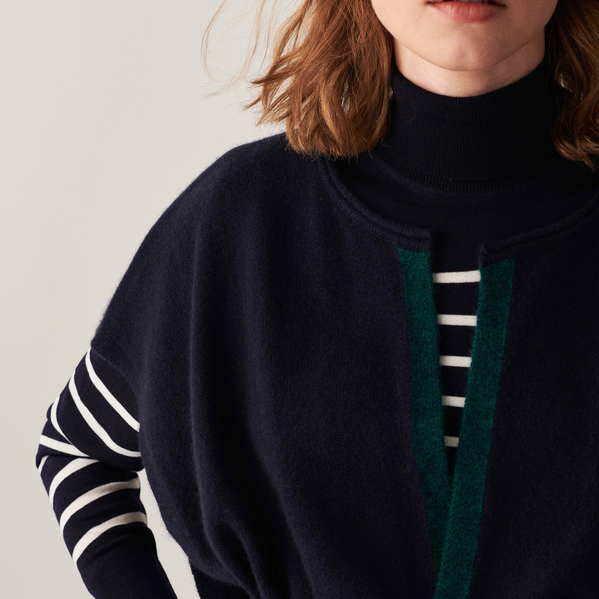 Sleeveless cashmere cape - Clarisse