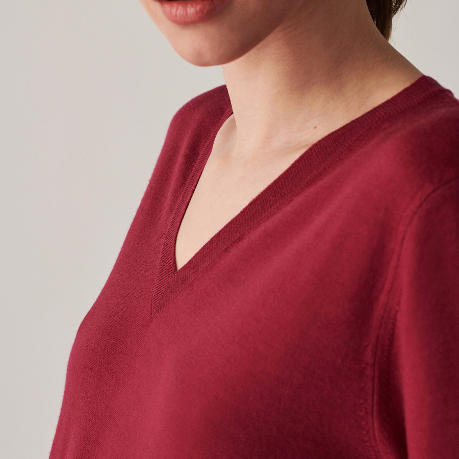 V-neck sweater in merino wool with ribbed edges - Arya