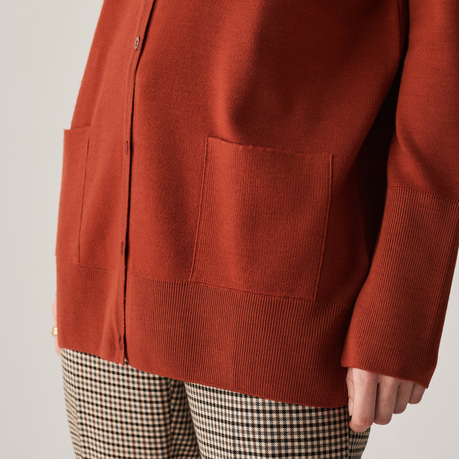 Cardigan longo com decote em V e botões em lã merino - Alister