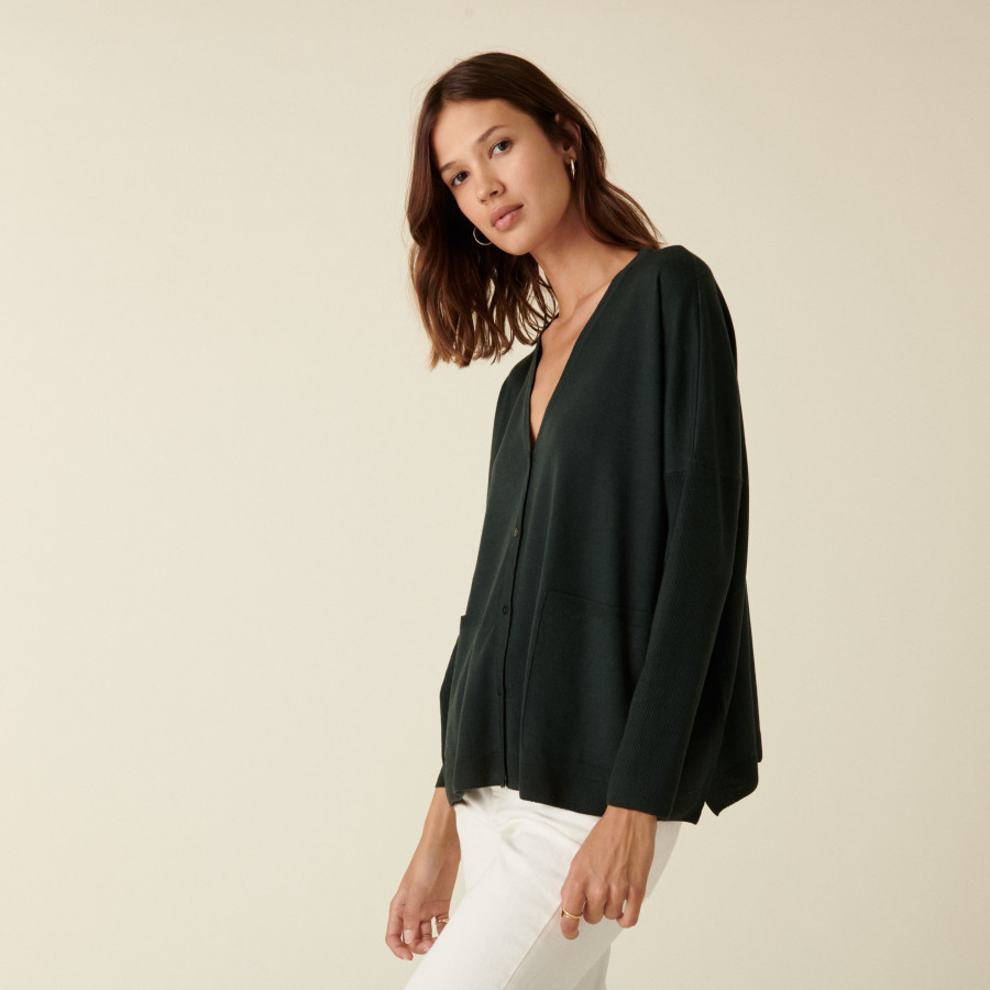Cardigan de lã merino Ava com botões e bolsos - Ava