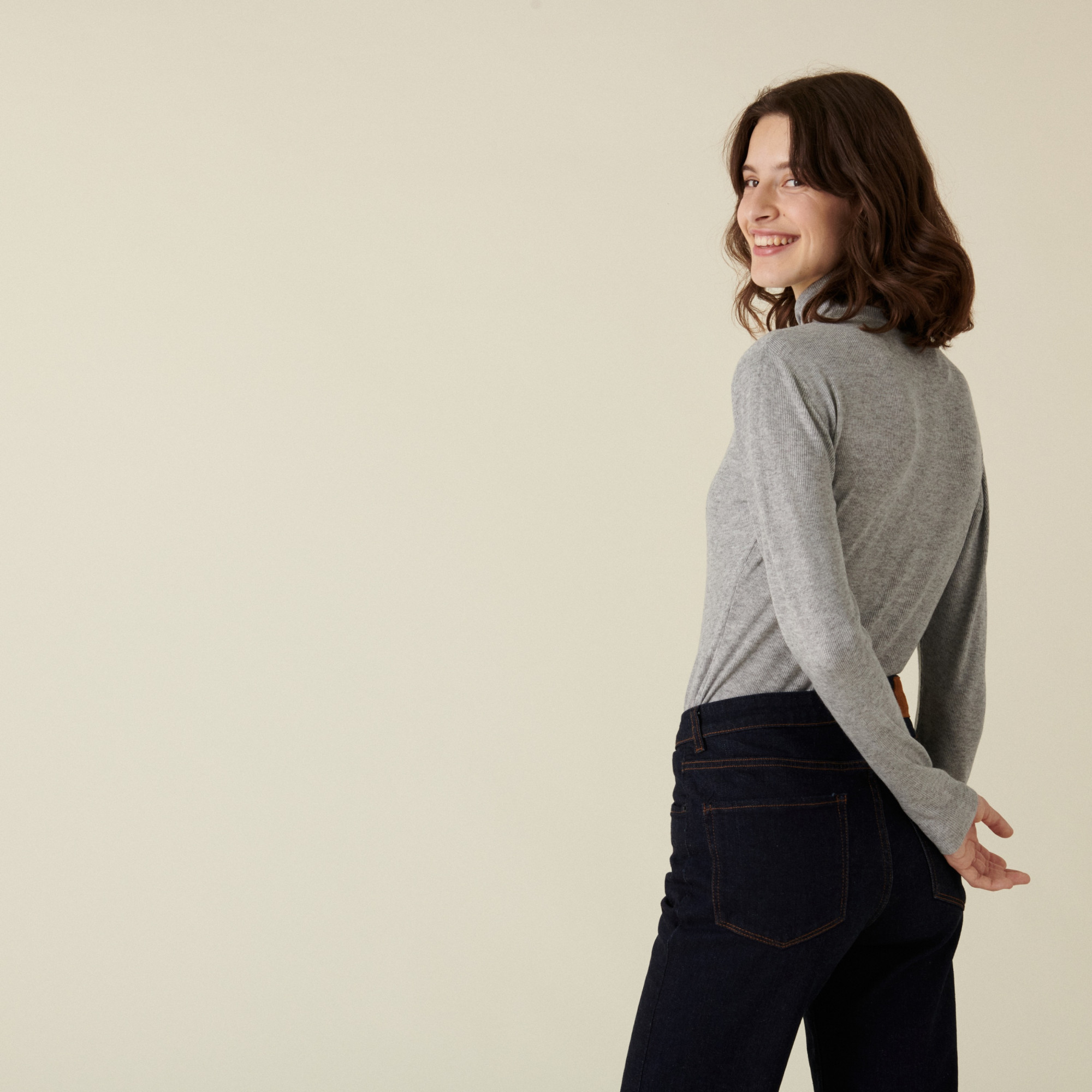 Fine knit bamboo cashmere t-shirt - Aerio