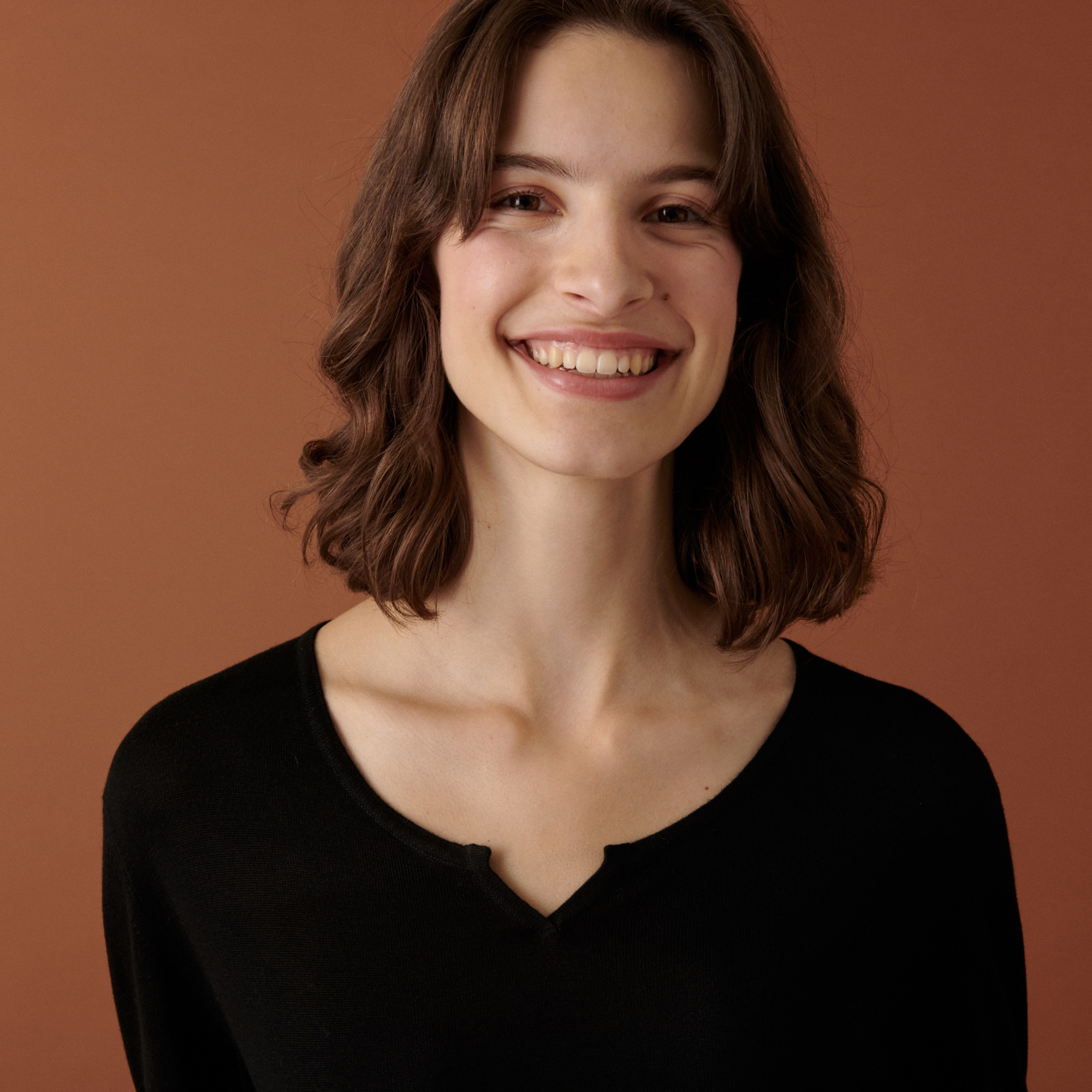 T-shirt col tunisien en bambou cachemire fine maille - Betty 7410 noir - 01 Noir