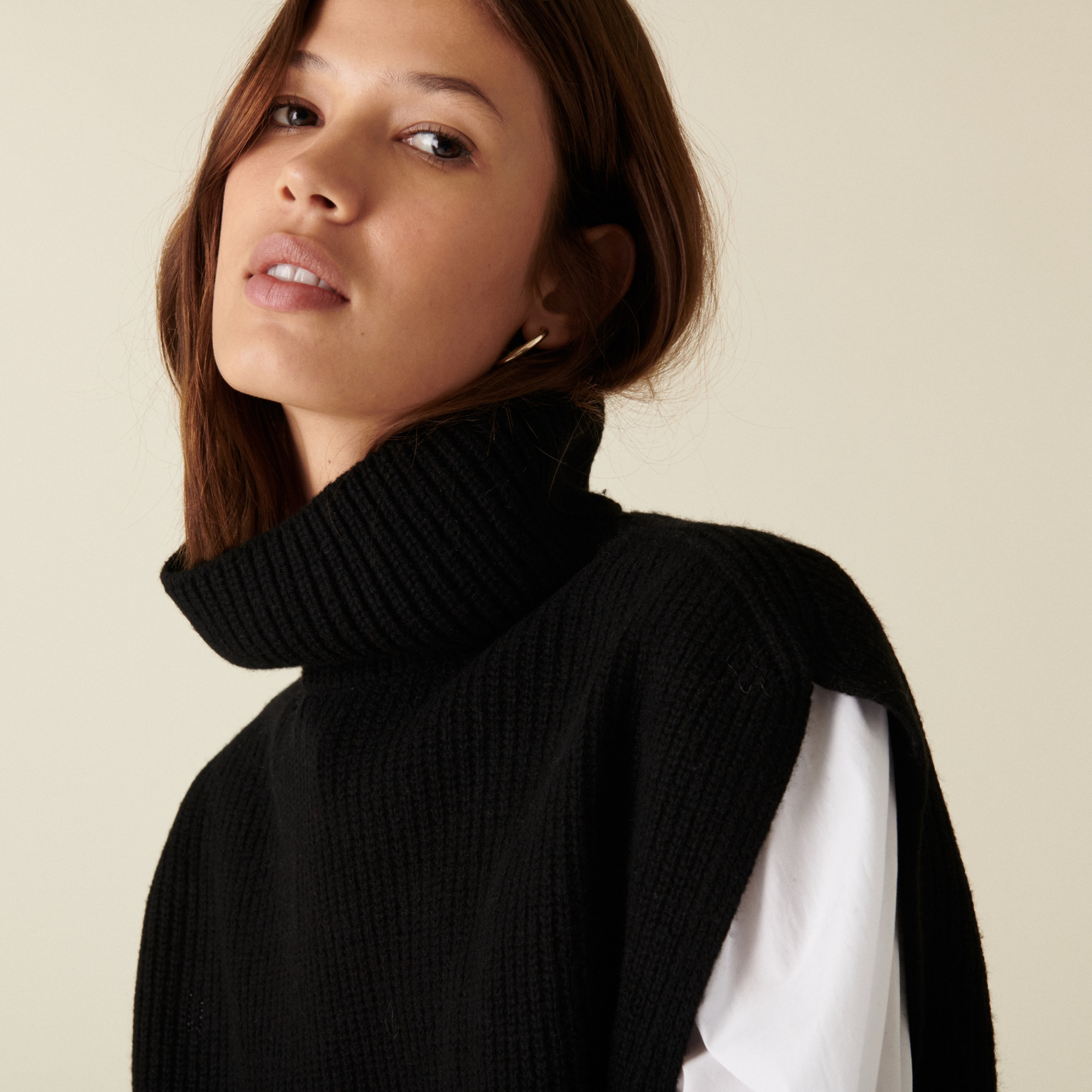 Recycled cashmere sleeveless turtleneck sweater - Dalya