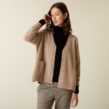 Cardigan col V boutonné à poches en cachemire - Achille 7404 sable - 13 Beige moyen