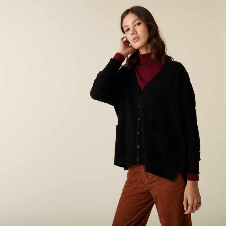 Cardigan de cashmere com decote em V e botões, bolsos - Achilla