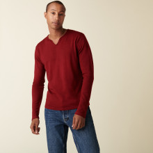 Pull col tunisien avec logo en laine mérinos - Ethan 7481 Cerise - 51 Bordeaux