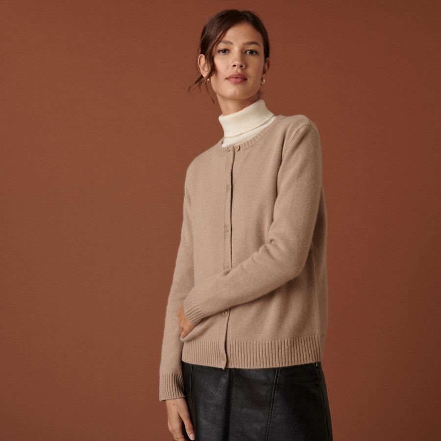 Cardigan de cashmere com gola redonda e botões - Adelys