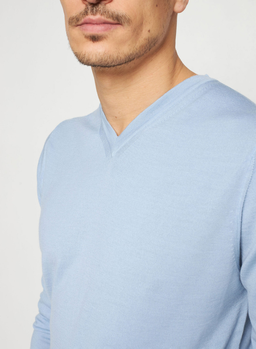 Suéter de lã merino com decote em V - Elmo