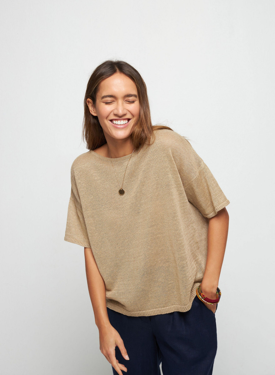 Linen Button Back T-Shirt - Tilla