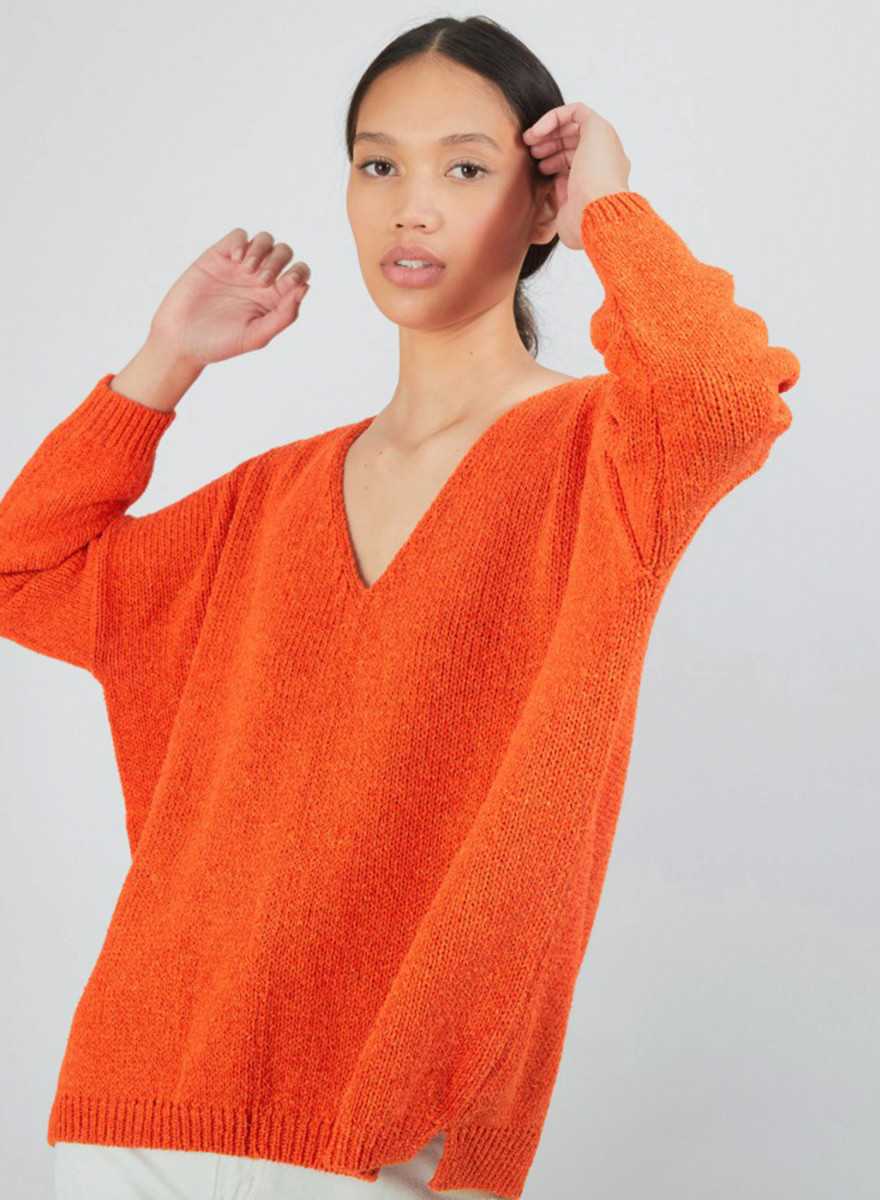 V-neck loose-fitting jumper in wool and silk - Baba