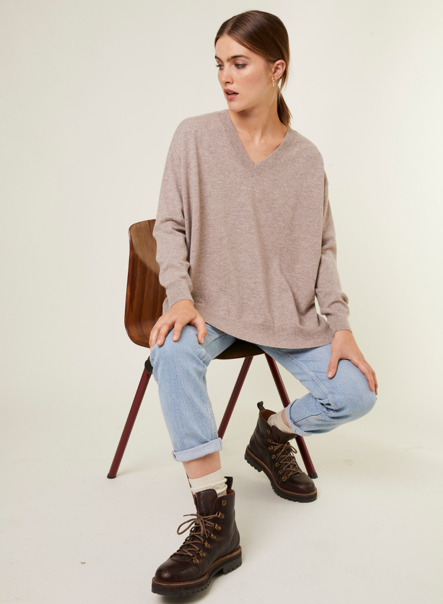 Loose sweater with V-neck slits in cashmere - Alienor