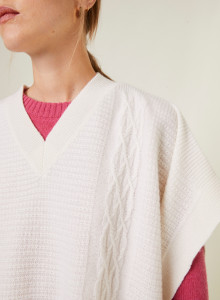 V-neck cape with cashmere dots - Gigi