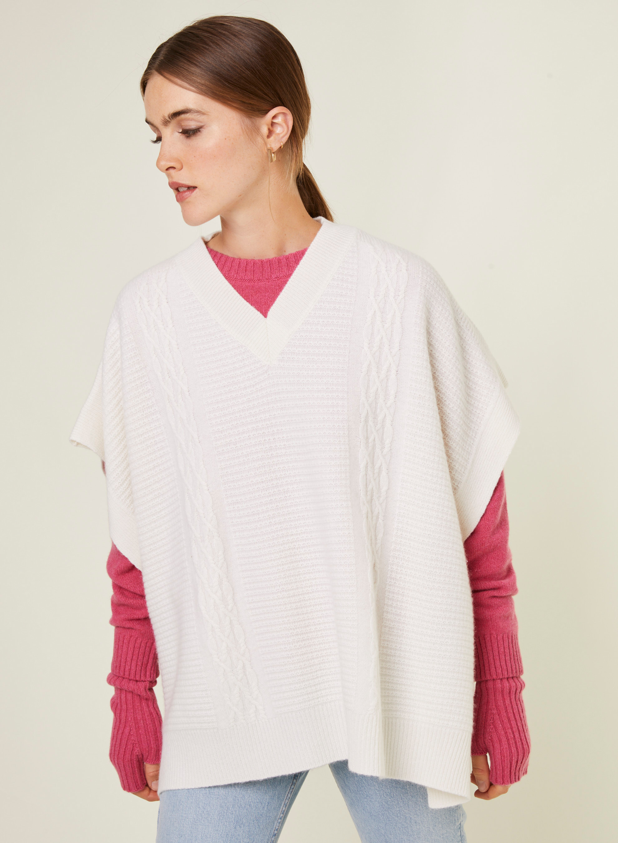 V-neck cape with cashmere dots - Gigi