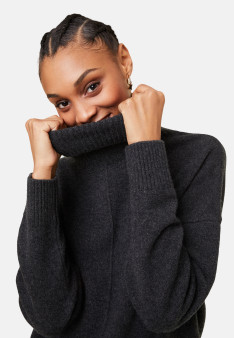 Turtleneck sweater with cashmere slits - Adena