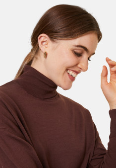 Merino wool turtleneck sweater with slits - Amy