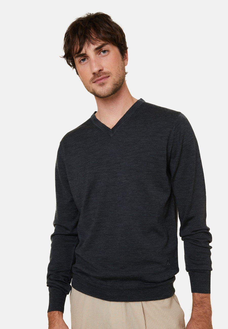 V-neck jumper in merino wool - Elmo